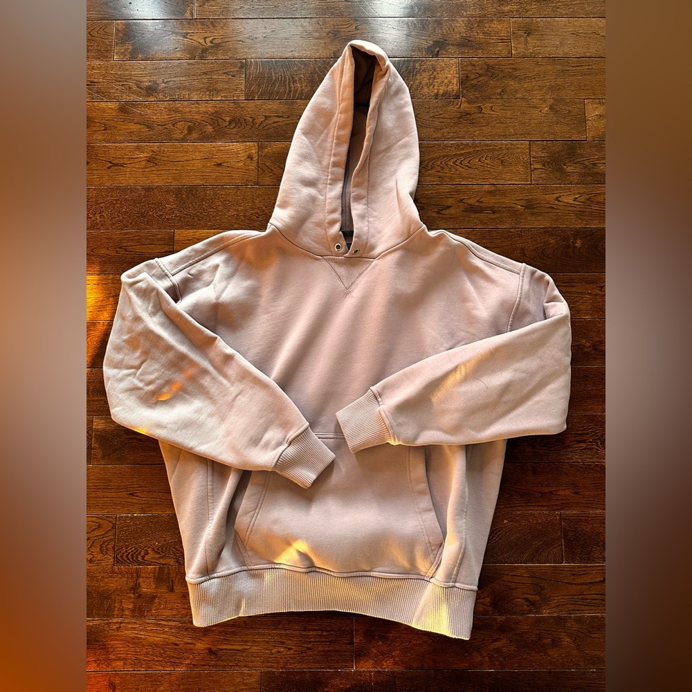Abercrombie and Fitch oversized hoodie
Size M 
Faded light pink color